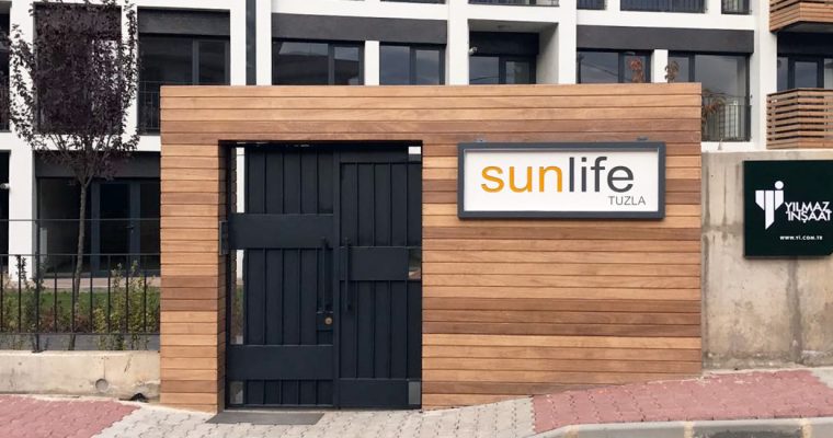 Sunlife Entrance